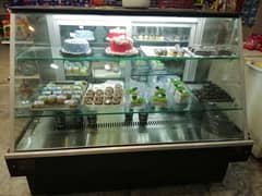 CHILLER FOR CAKES / BAKERY ITEMS / MEAT