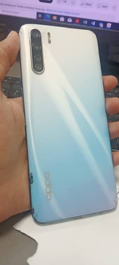 oppo f15 8/128 pta 0