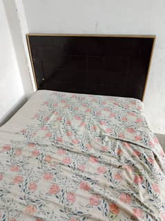 Single bed with mattress 0