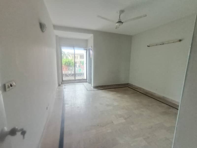 Ideal 10 Marla Flat For Sale In Rehman Gardens Near Dha Phase 1 10