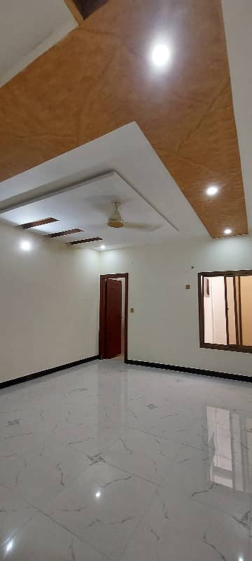 A Centrally Located House Is Available For sale In Kashmir Road 8