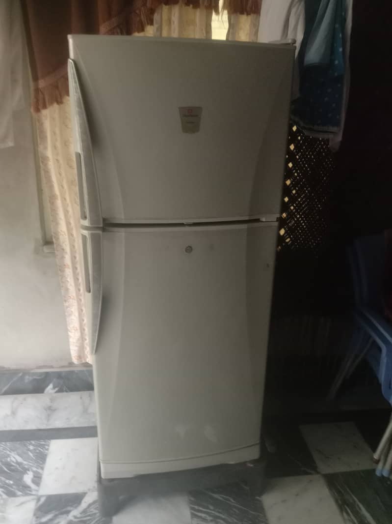 Dowlance fridge good condition 0