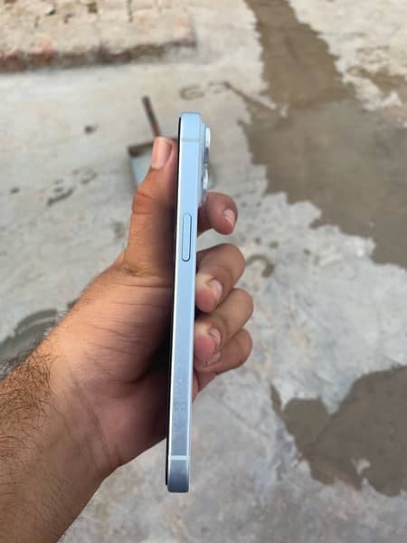 iPhone 15 with box 5