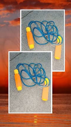 jumping rope/ skipping rope