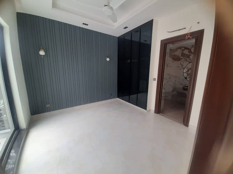 GALLERIA DESIGN 10 MARLA HOUSE PHASE 5 DHA LAHORE 20