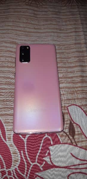 Samsungs20 5g 8/128GB non pta ha is liye simtraw nhi ha 10/10condition 7