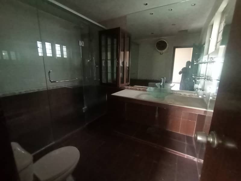 1 Kanal Upper Portion With Separate Entrance Is Available For Rent In DHA Phase 1 Lahore 2