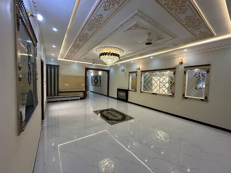 Brand new 1 kanal house for sale 1