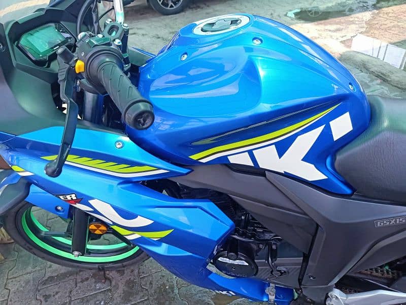 Suzuki Gixxer SF 150 3