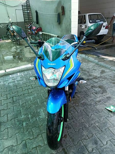 Suzuki Gixxer SF 150 7