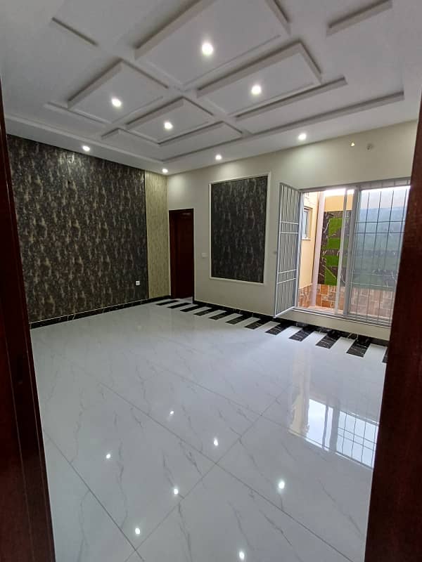 10 marla brand new luxury Spanish lower portion available for rent near ucp University or University of lahore or shaukat khanum hospital or abdul sattar eidi road M2 4