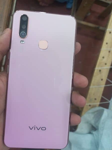 vivo y17 mobile ram 8gb rom 256 gb 10 by 10 condition no fault 5