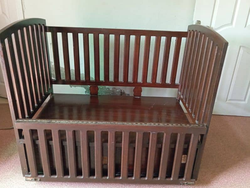 Baby cot 4