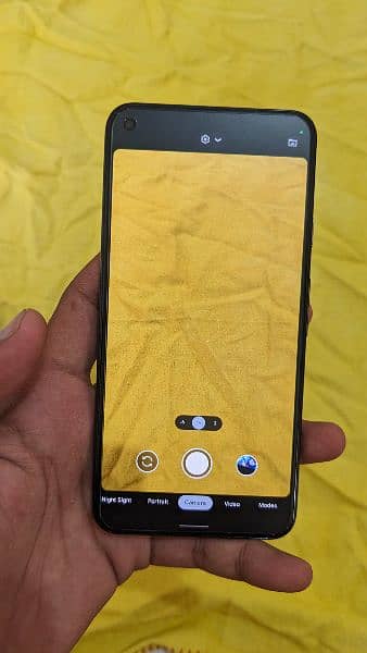 Google Pixel 5 ((8gb 128gb)) Lush New Condition 3