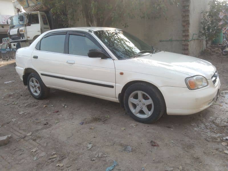 Suzuki Baleno 2004 3