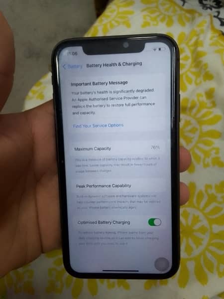 iPhone 11 black colour 128 gb 0