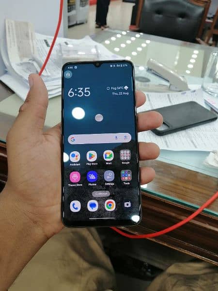 Oppo F17 8/128 in 10/8 condition 1