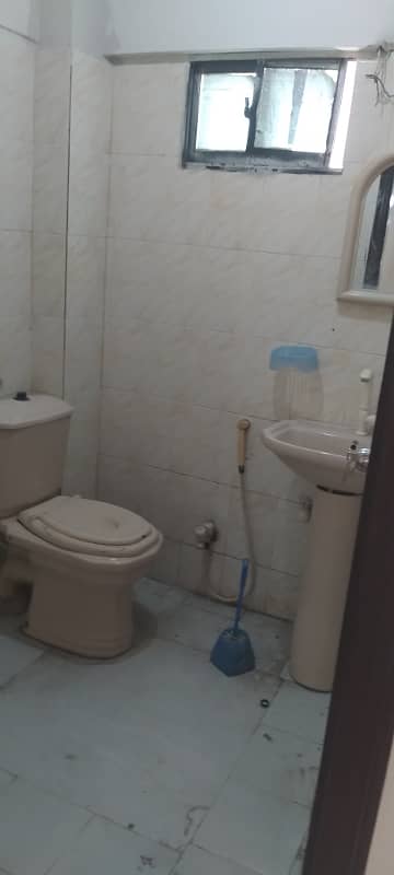 Apartment f0r rent dha karachi 14