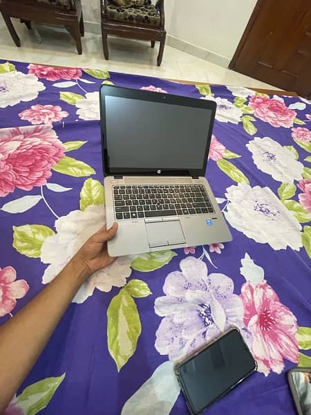 Hp 840 Touch Screen i5 5th Generation 8