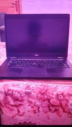 Dell core i5 8 gen Only 1 month used lush condition