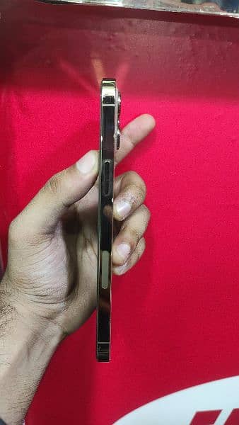 iPhone 12 pro max 128 non pta 4 months sim worked 10/9.5 condition 3