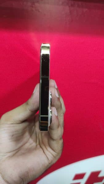 iPhone 12 pro max 128 non pta 4 months sim worked 10/9.5 condition 4