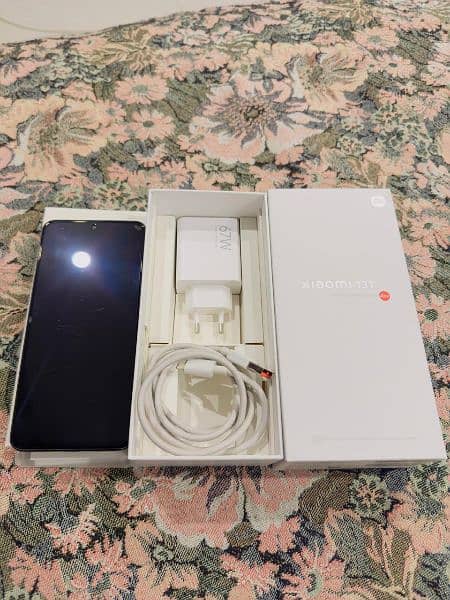 Xiaomi 13T black 12/256 1