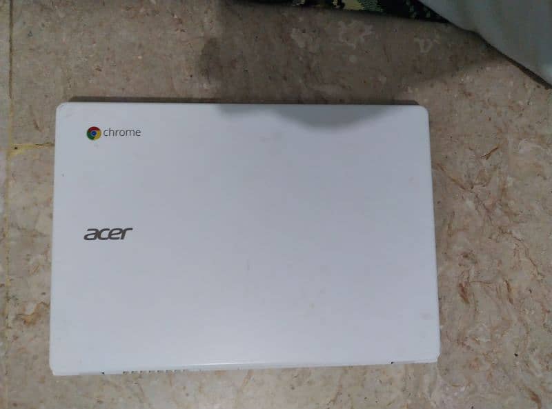 Acer Chromebook with windows 10 home 3