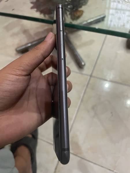 iPhone 8 Plus 256Gb 3