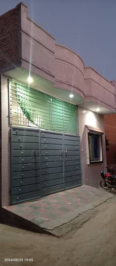 Green Town Bwp 5 mrla Single Story Fuly Tile Luxury house urgent Sale 70 lak dmd