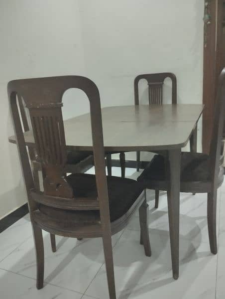 American dining table with four Solid wooden chairs 2