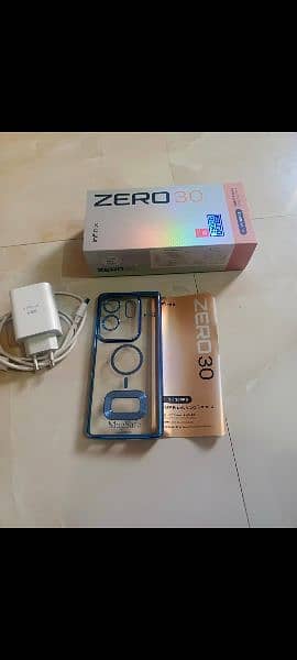 infinix zero 30 6month warrenty ( 8+8 256) 10by10 condition 9