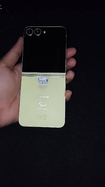 Samsung Galaxy Z flip 6,Paris Olympic2024 model,512Gb memory,12 Gb ram 11