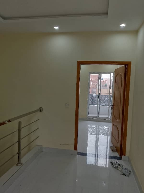 3.5 Marla triple story Brand New in Al hamed colony opp Neelam block Iqbal town Lahore 8