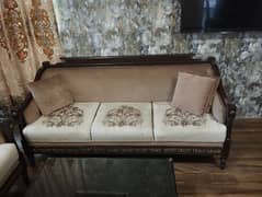 white and brown sofa set 0