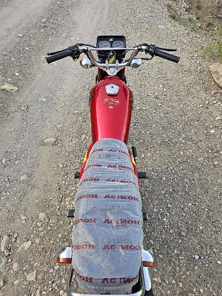 Honda 125 Red Color 2021 model lash condition 4