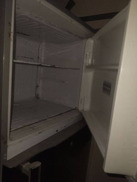 fridge 2 door 1