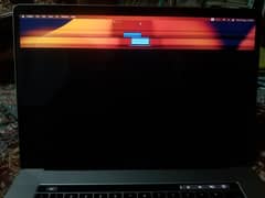 MacBook Pro 2017 15.4" i7 16/512 Graphic Card 4GB 0