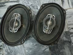 car speakers and amplifier