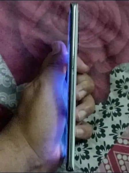 oppo reno 4 pro complete saaman 5