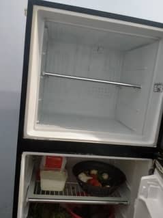 Dowelanc Fridge.