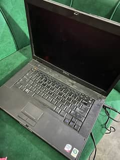 Dell cour 2 Duo laptop 0