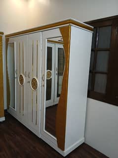 Four Door Cupboard & Divider