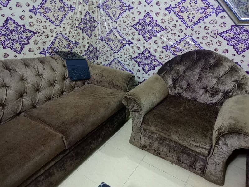 5 seater sofa excellent condition 4