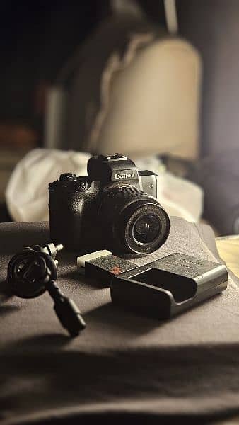 Canon M50 Mirrorless Camera 2