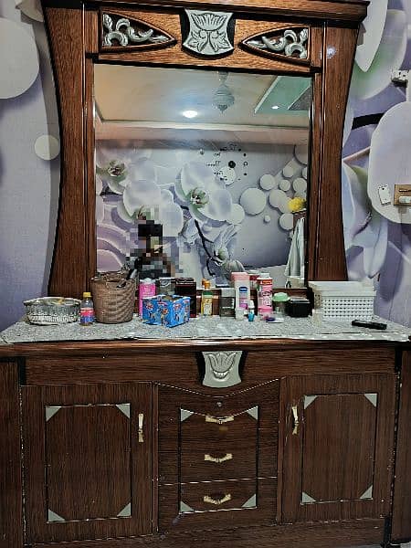 king size bed and dressing table for sale 10/10 condition 5