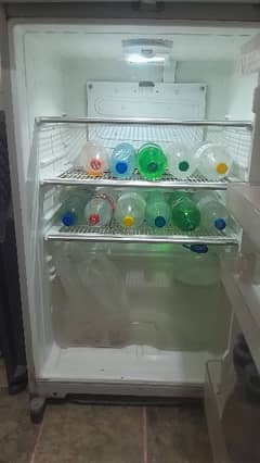 DAWLANCE FRIDGE 0