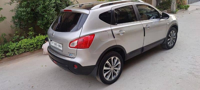 Nissan Qashqai 2016 10