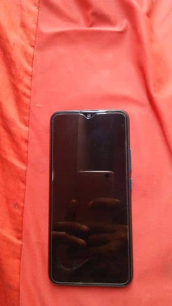 Vivo y17 mobile phone with Box 2