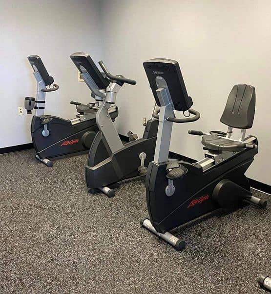 life fitness 95ti American brand treadmill / running machine available 8